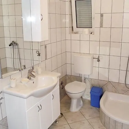 5479b Novi Vinodolski
