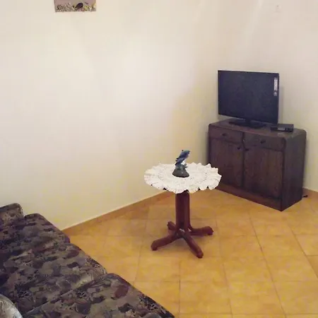5479b Apartment Novi Vinodolski